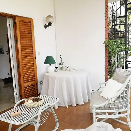 Susy House Villa *